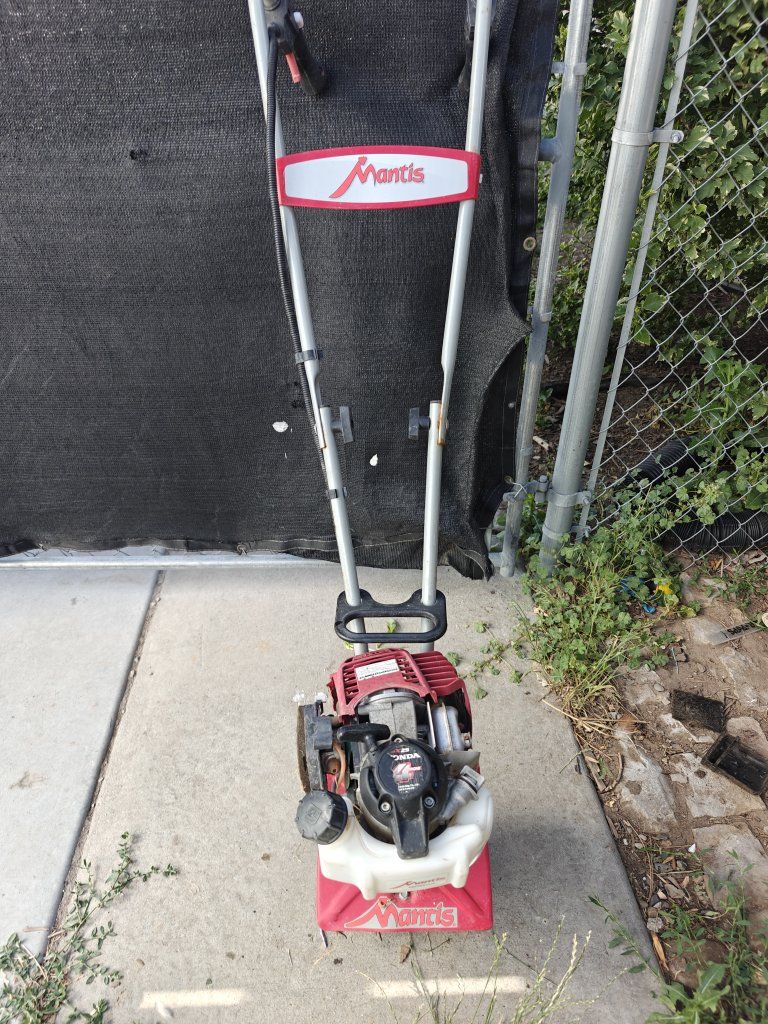 Mantis 7250 Honda GX25 4-Stroke Gas Powered Tiller/Cultivator