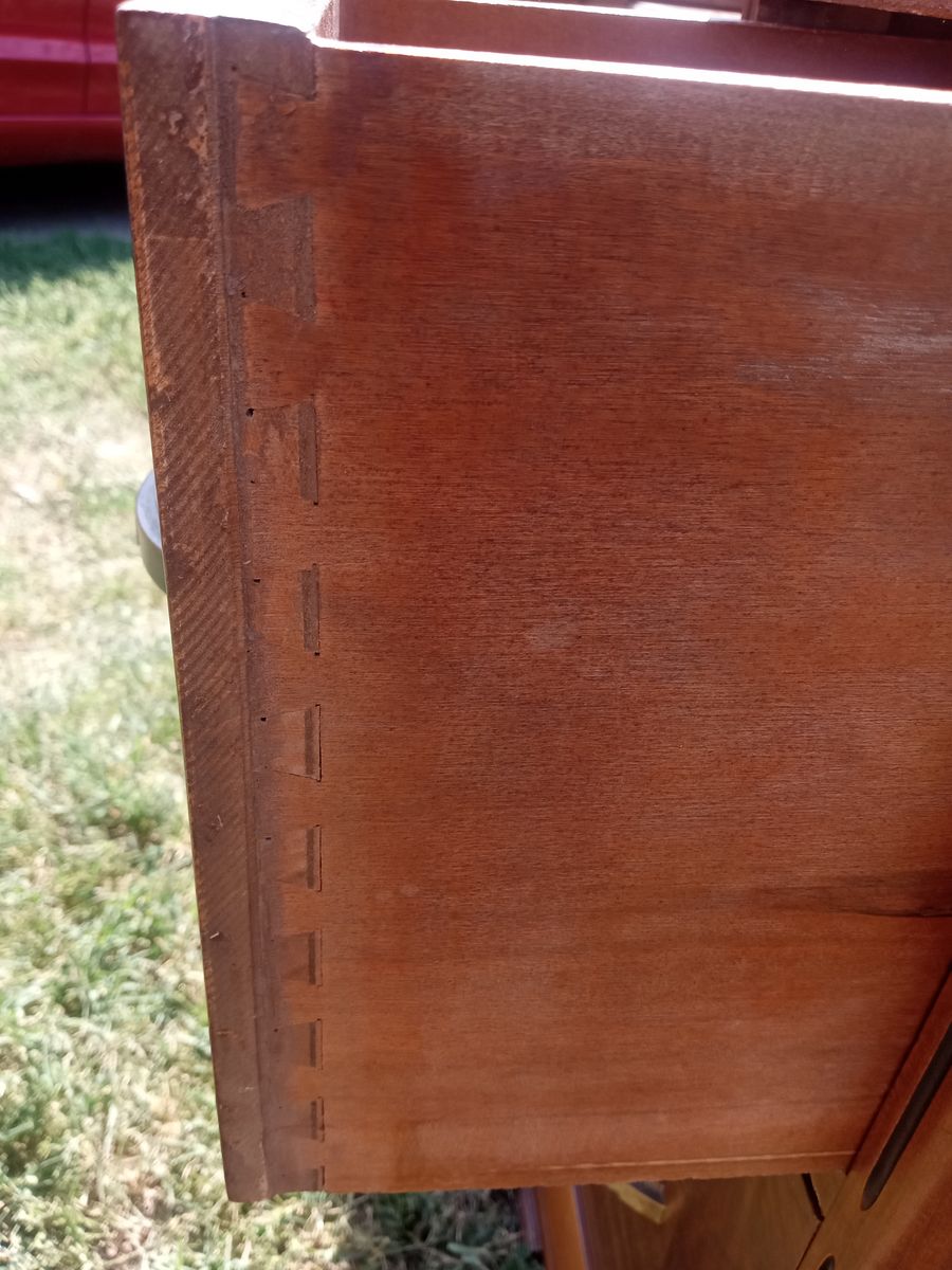 Main image 3