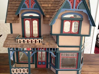 Vintage Handcraft Wooden Victorian Dollhouse