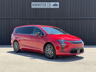 2027 Chrysler Pacifica Limited
