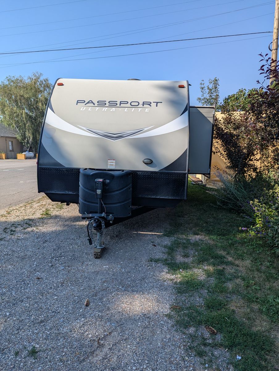 2018 Travel Trailer/Camper