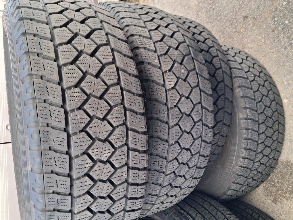 toyo 275/65/R18