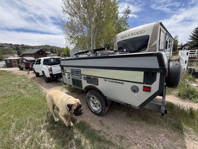 2007 Fleetwood pop up tent camper