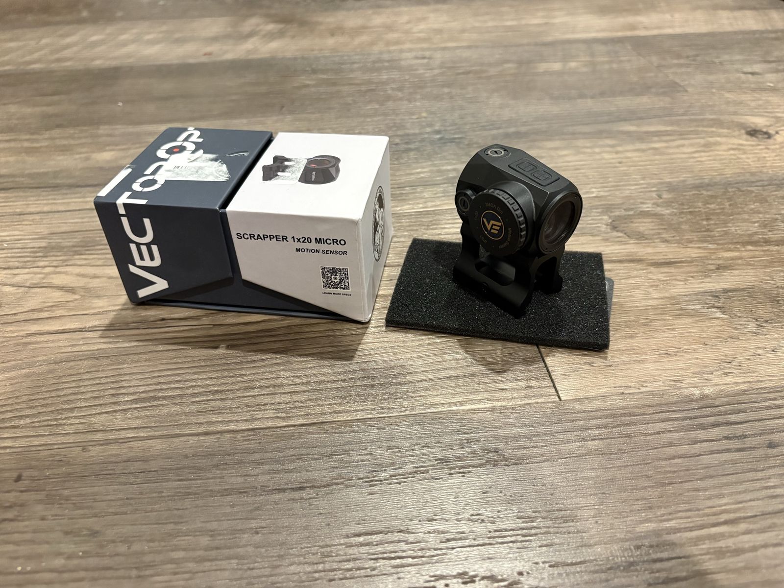 Vector Optics Scrapper 1x20 Micro Red Dot Sight with Motion Sensor