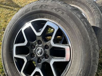 5 tires for Bronco 255/70/18