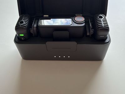 DJI Mic Compact Wireless Microphone System with 2 Transmitters, 1 Receiver & Charging Case