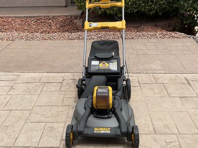 DEWALT 60V LawnMower