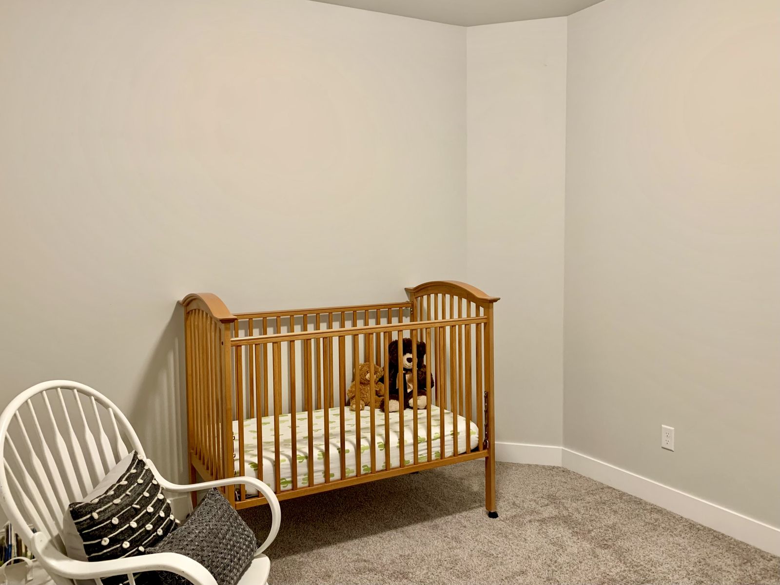 Main image 7