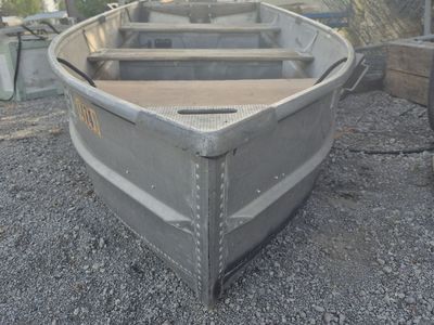 Jon Boat 11' with removable light's