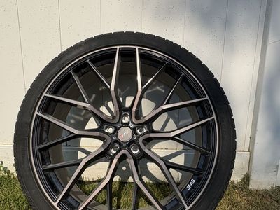 SV-F2 Wheels - Set of four with Ironman 265/35R22 Tires