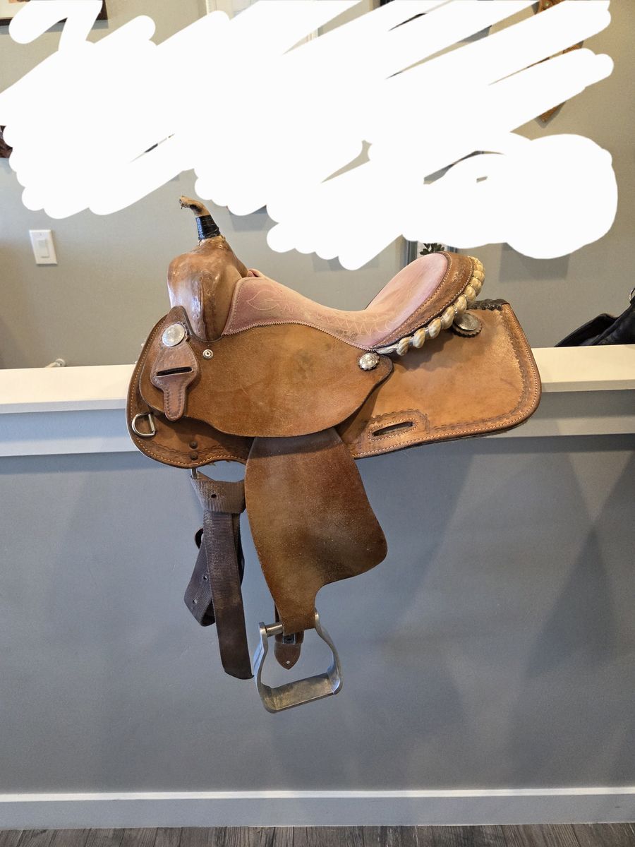 13 inch western saddle