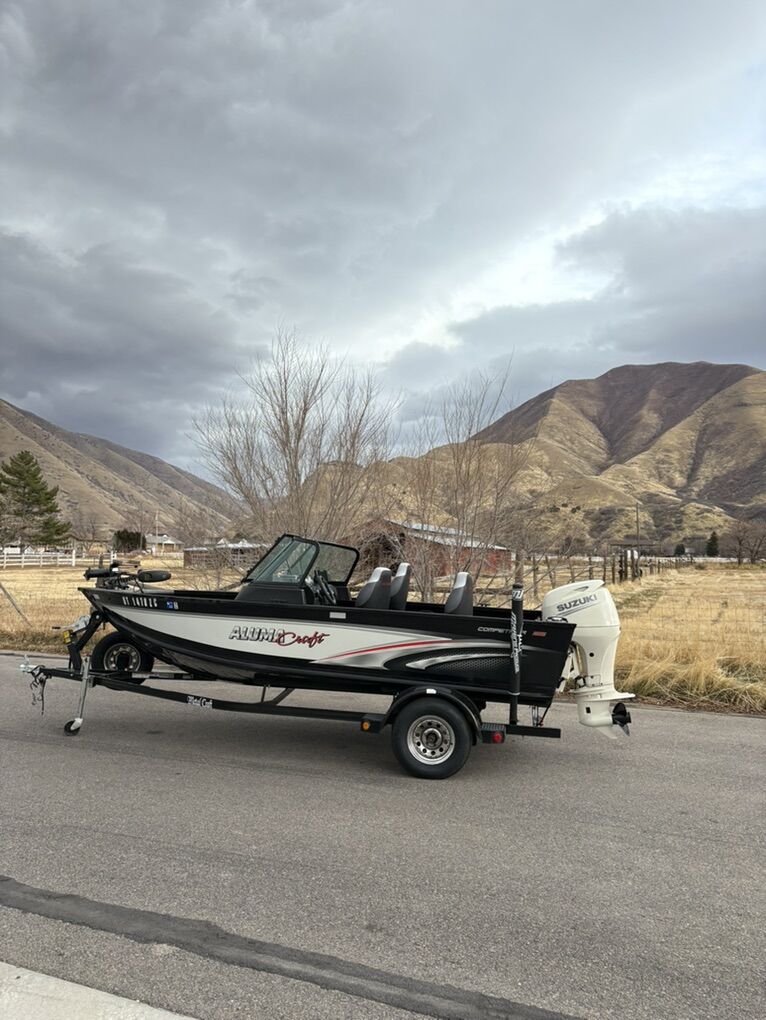 2019 Alumacraft Competitor 165 Sport *4 Hours*