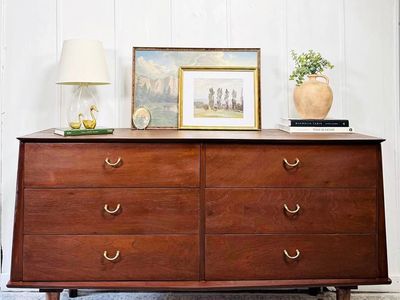 Vintage Albert Distinctive Modern Mid Century Modern 6 Drawer Dresser | Mid Century Modern Dresser