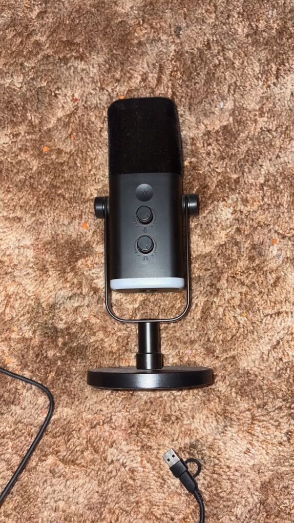 Fifine Standup Desk Mic