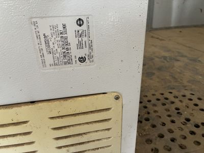 Frigidaire White Freestanding Chest Freezer (Model LFFC09M5HWN)
