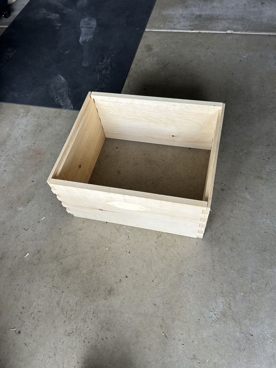 Main image 4