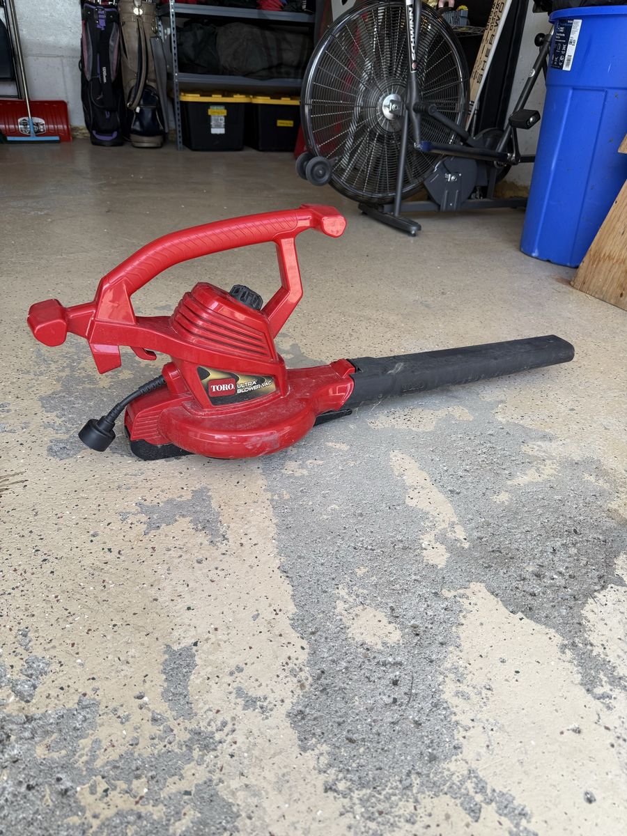 Toro Ultra Blower Vac