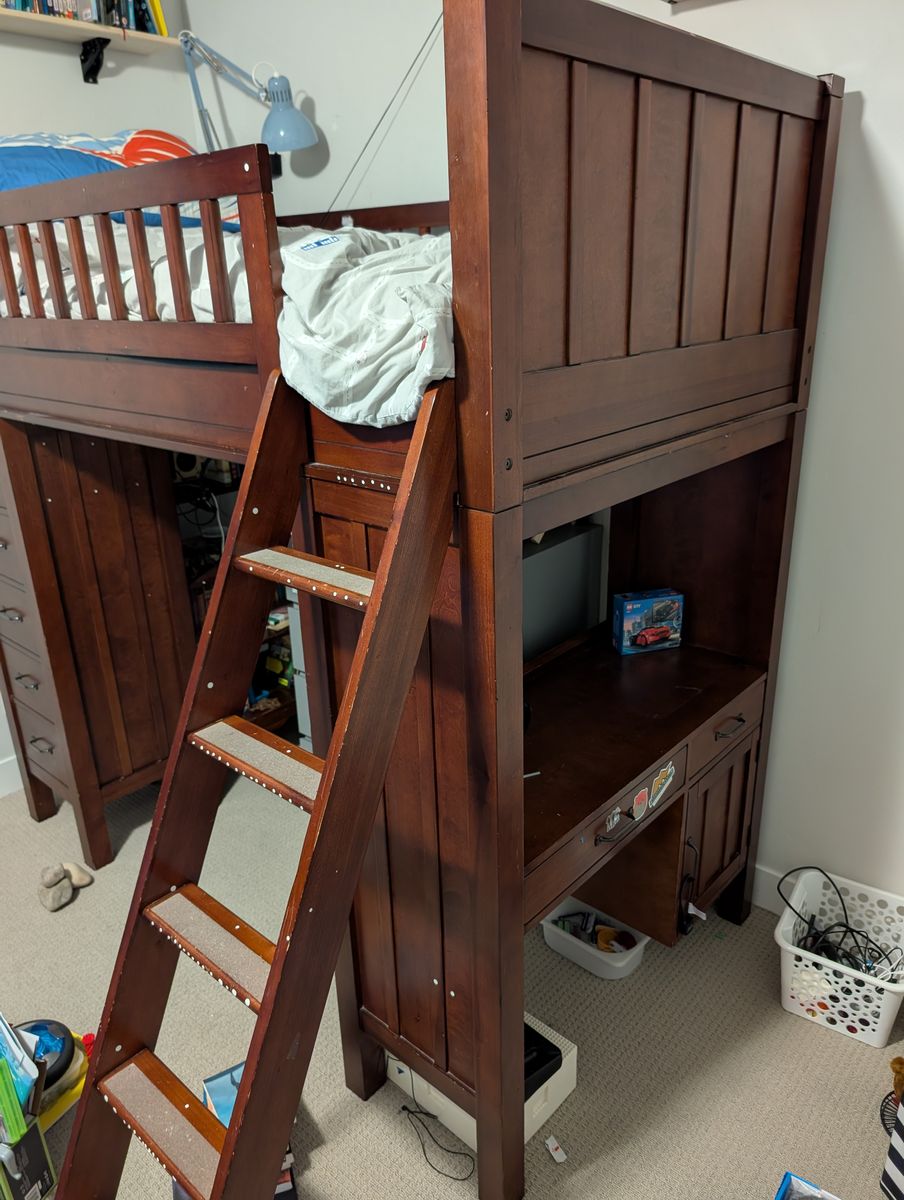 Main image 4