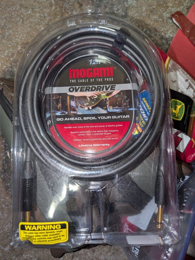 Mogami Overdrive Guitar cable 12 ft