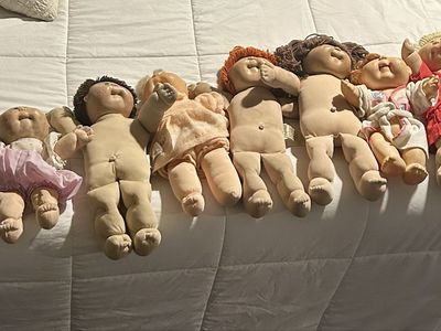 Lot of 7 Vintage Cabbage Patch Kids Dolls
