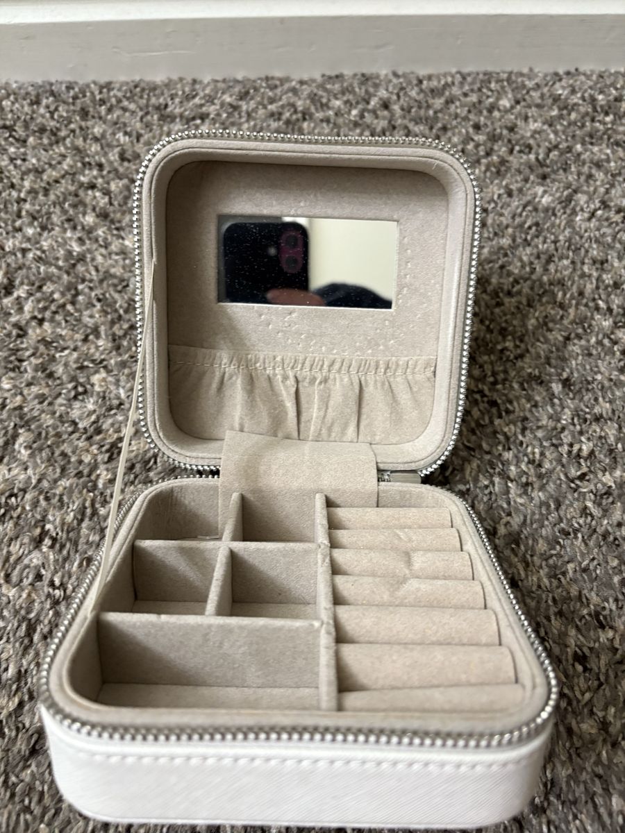 White Portable Travel Jewelry Box Organizer with Mirror - Square Storage Case