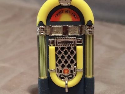 Miniature ""Jukebox" Lighter