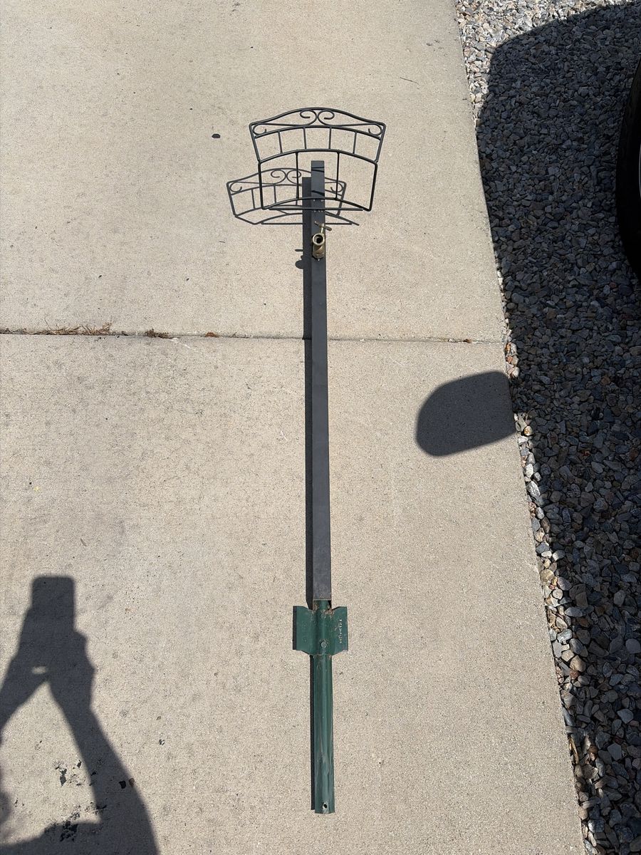 Decorative Metal Hose Holder with Spigot Mount - Garden/Yard Organizer