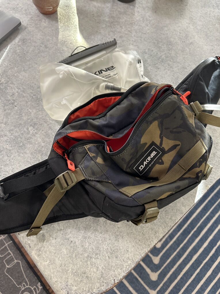 Dakine Hip Pack Hydration