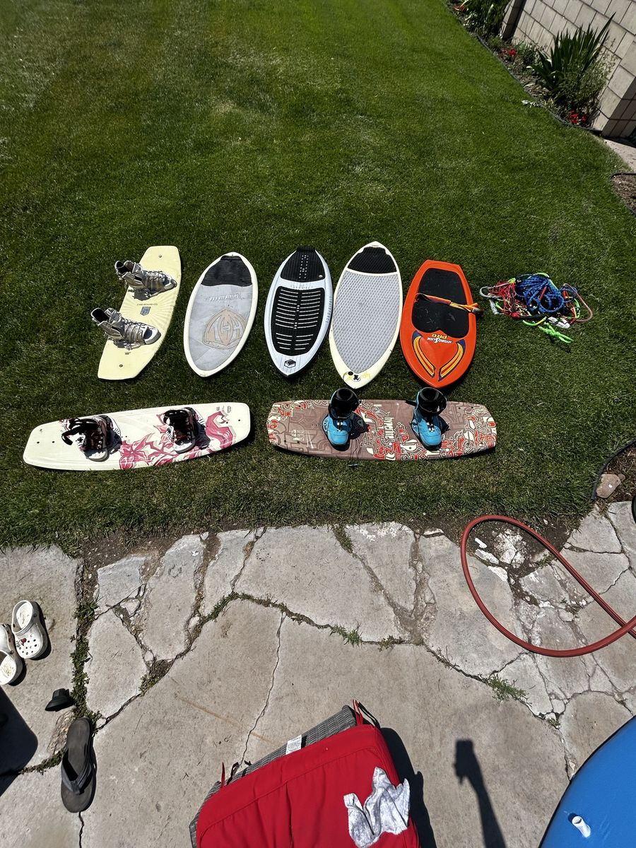 Wakeboards+Surfboards+Ropes