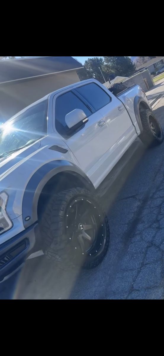 22x12 Hostile 6 Lug 6x135 Ford F150