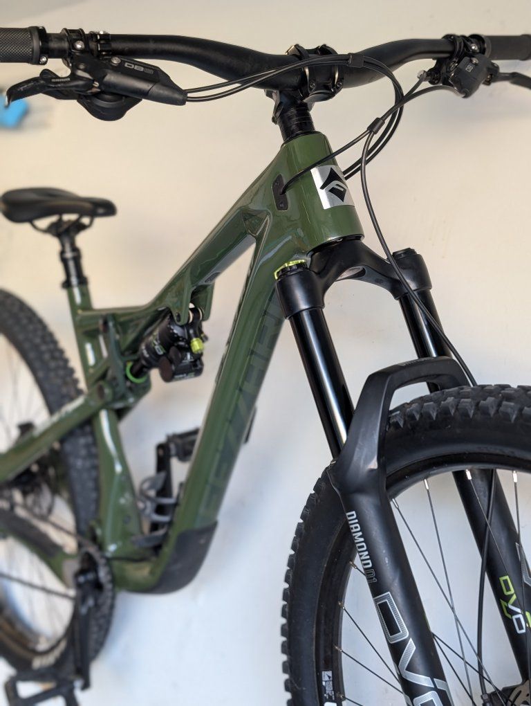 Better than a Stumpjumper! Delano Peak Ari (Fezzari), size Large