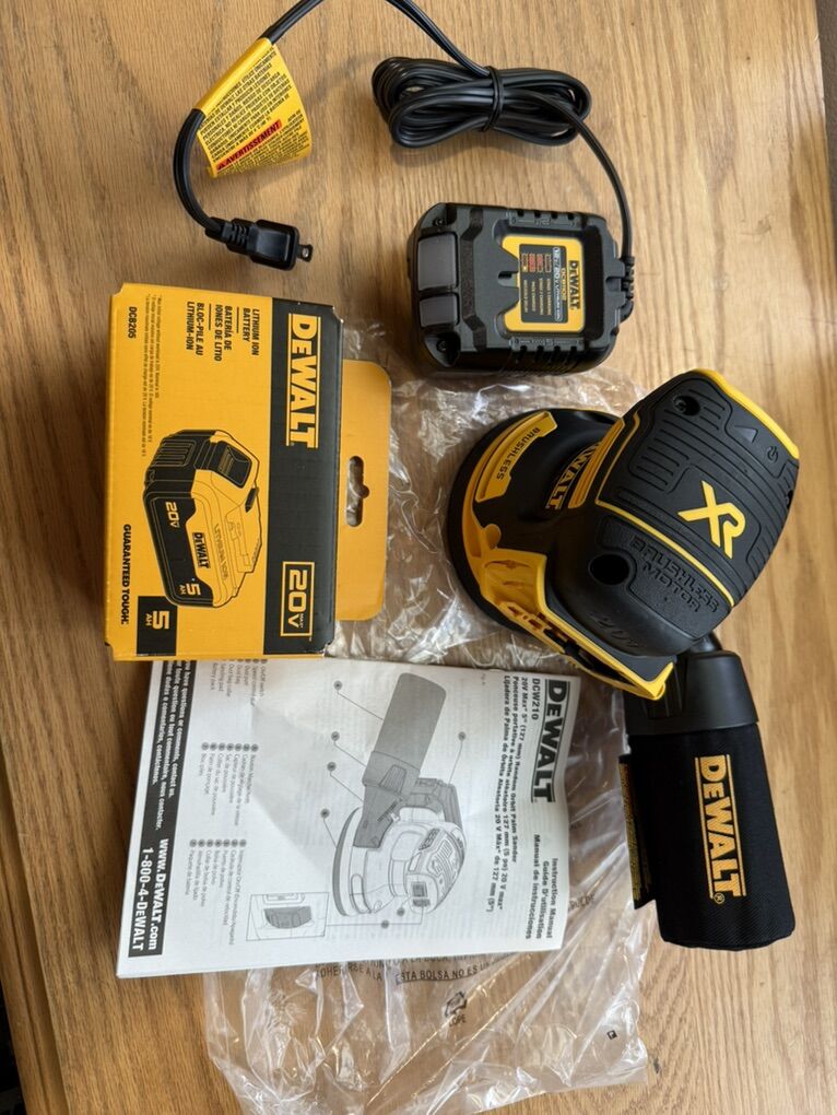 Dewalt 20v Sander Kit With 5ah Battery