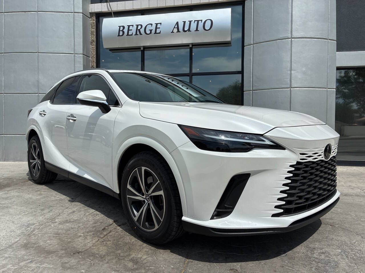 2023 Lexus RX Base
