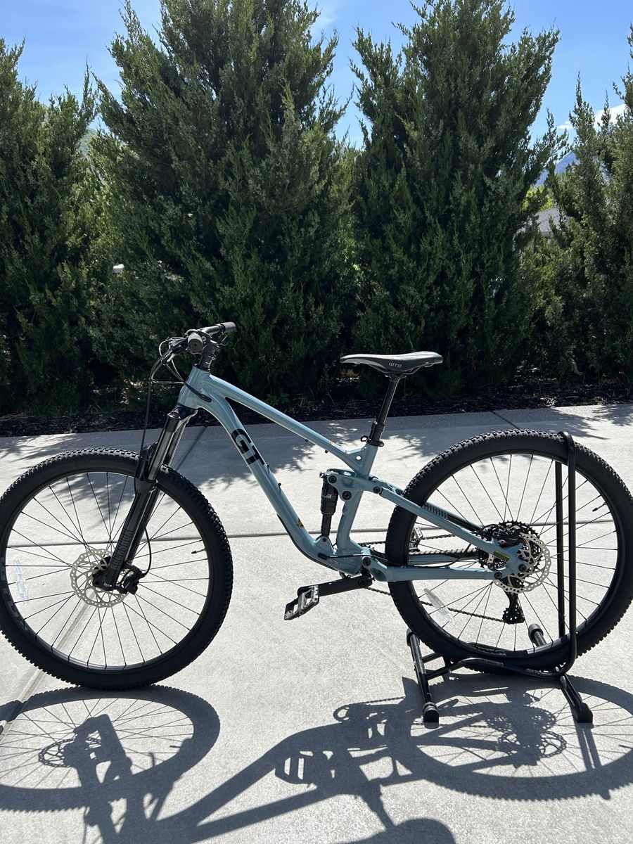 GT Sensor Comp Full Suspension Mountain Bike - Size S -RockShox Fork, Teal