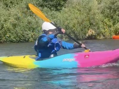 Jackson Flow Miami Vice Whitewater Kayak Medium - Used, Great Condition