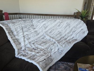 Minky Courture Extra Large Blanket(s)
Beautiful, Unused.