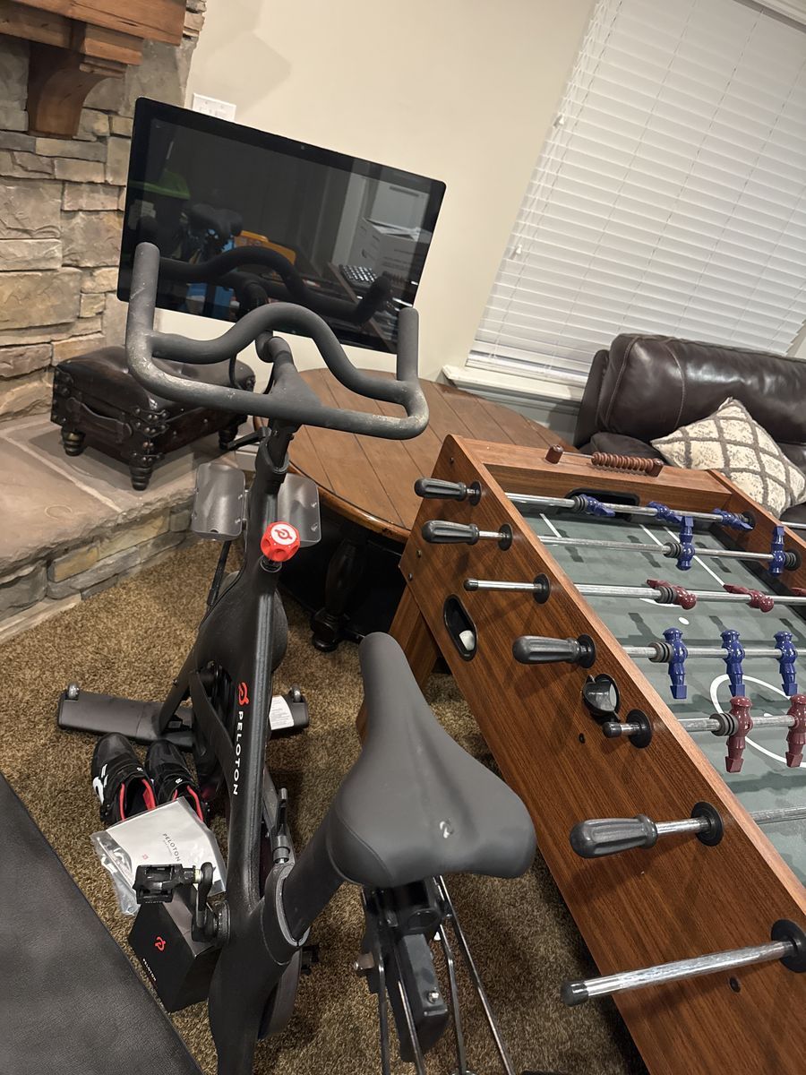 Peloton, a home friendly interactive bike