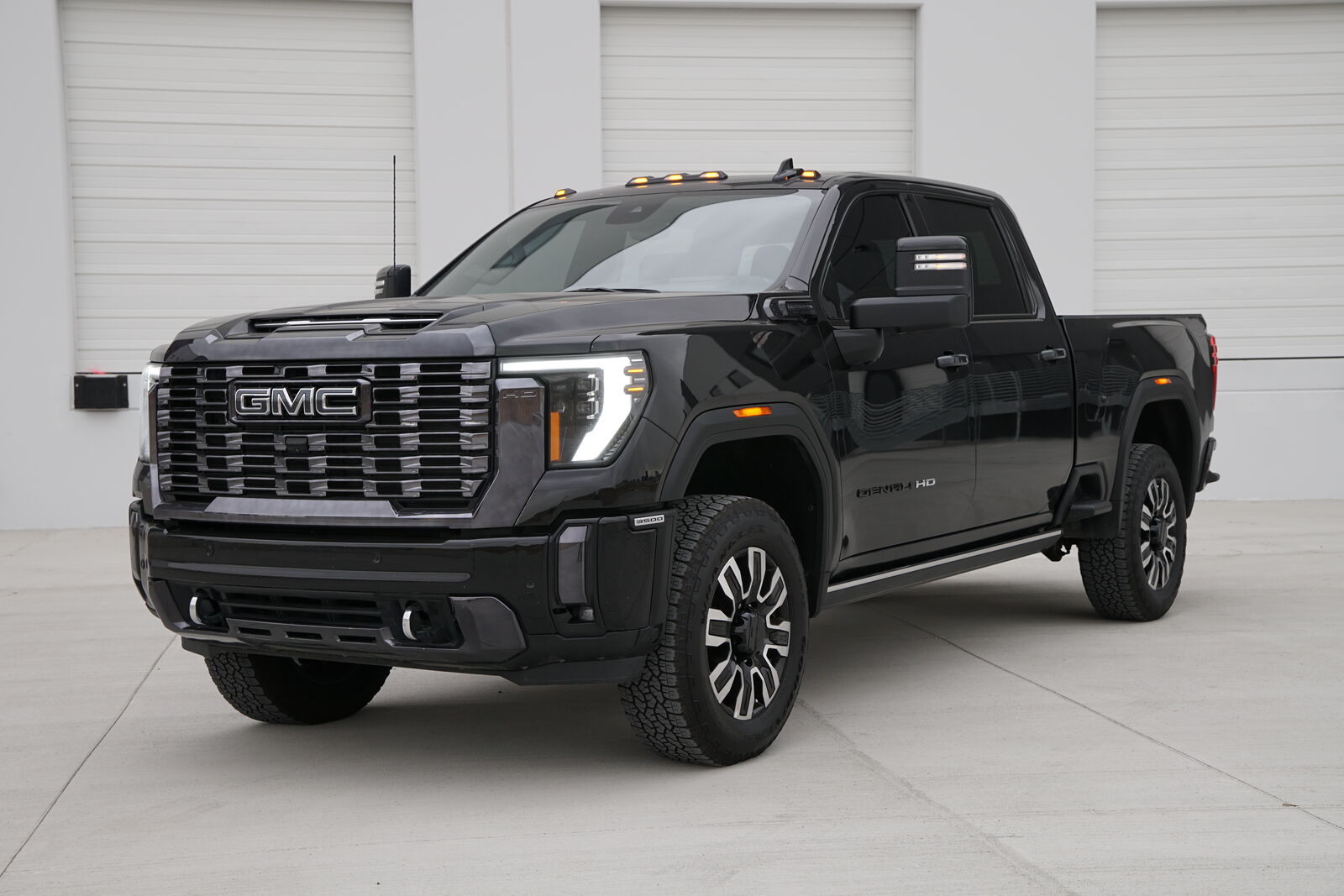 2024 GMC Sierra 3500HD Denali Ultimate