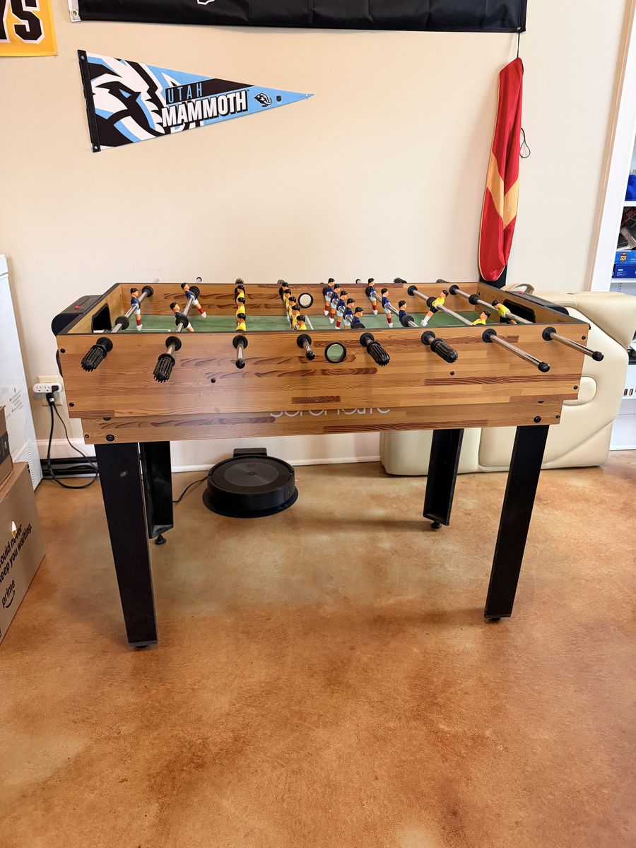 Serenelife 3-in-1 Multi-Game Table - Foosball, Air Hockey, Pool - Used Condition