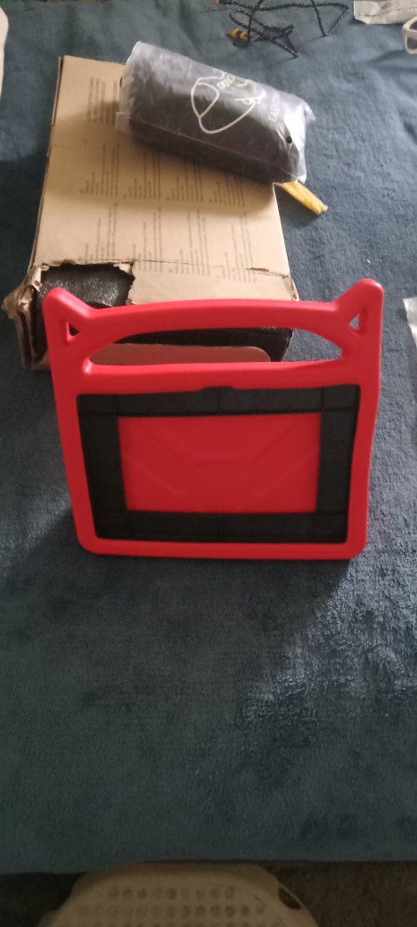 Red Shockproof Tablet Case Cover with Handle & Kickstand - Durable & Kids-Friendly