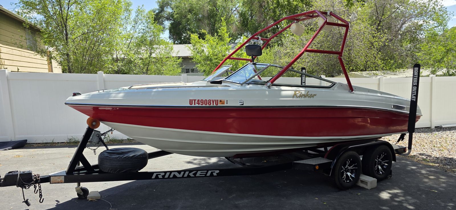 1992 Rinker Captiva 21 footer