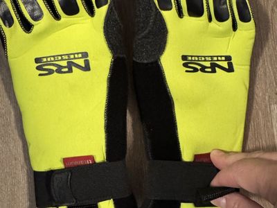 NRS Rescue Gloves