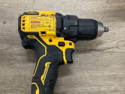 DEWALT 20V BRUSHLESS DRILL