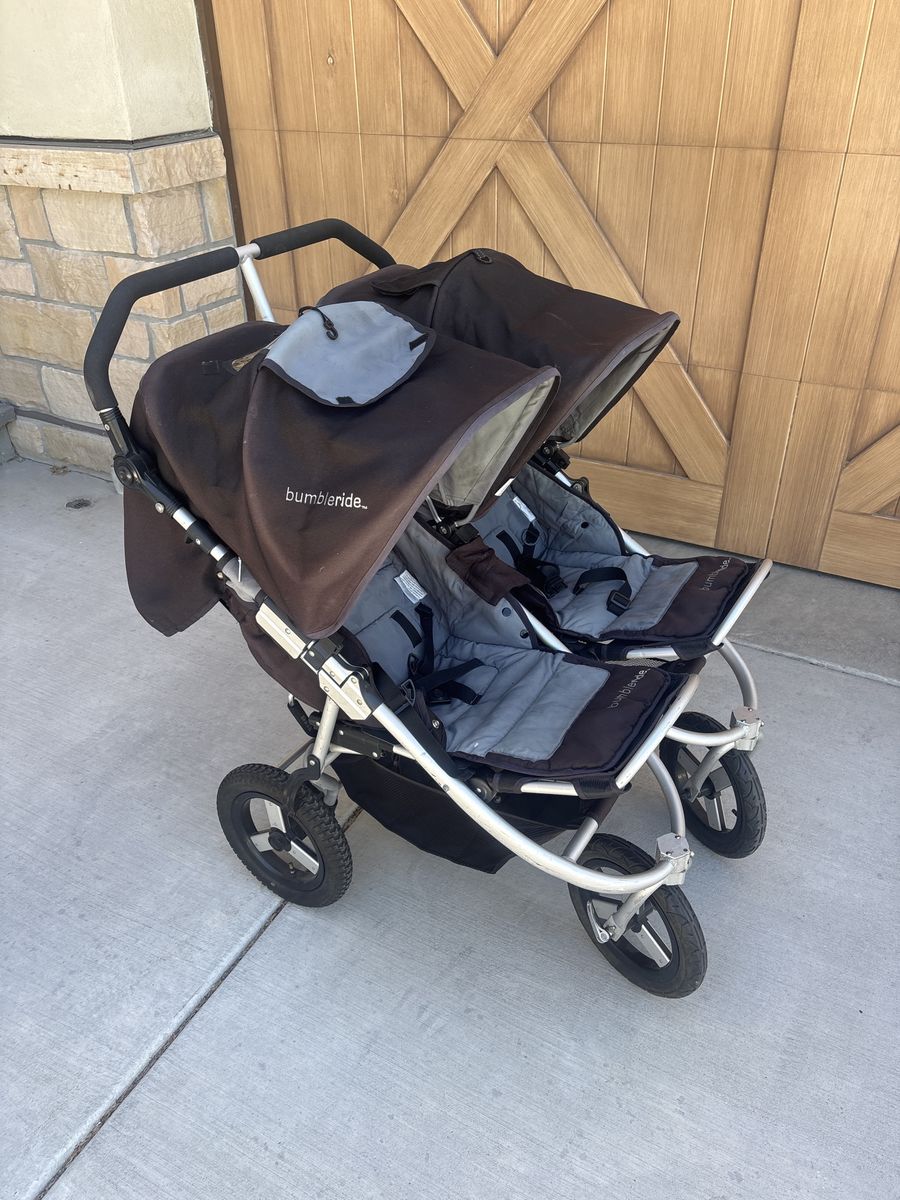 Bumbleride Double Stroller