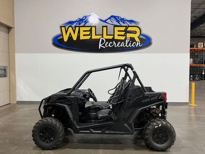 2025 CAN-AM Maverick Trail 700 DPS Black