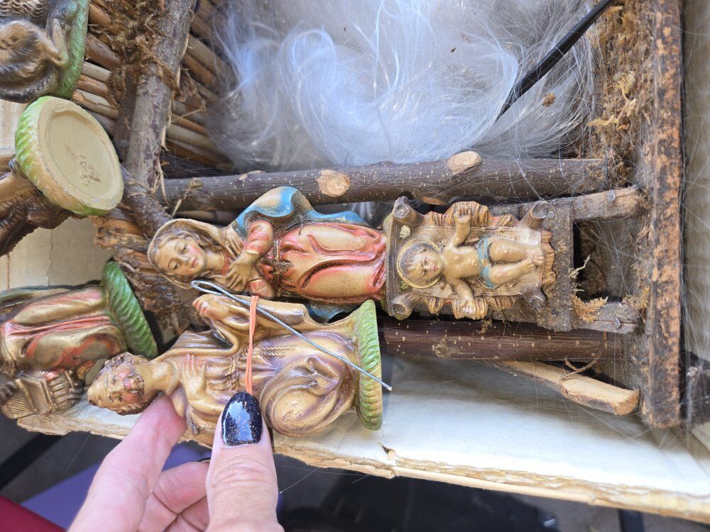 vintage nativity set