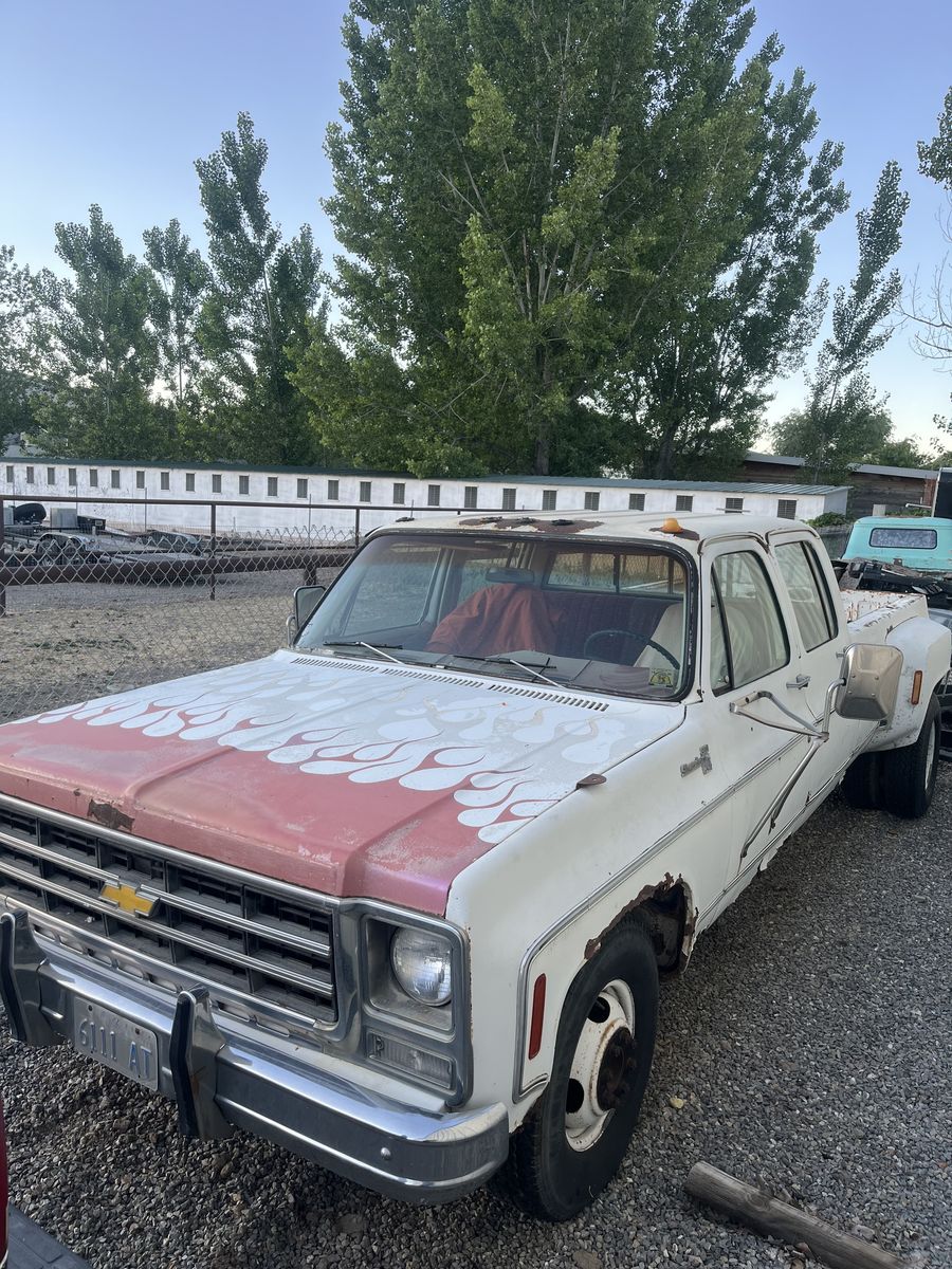 1977 Chevy crew cab dully 454 big block