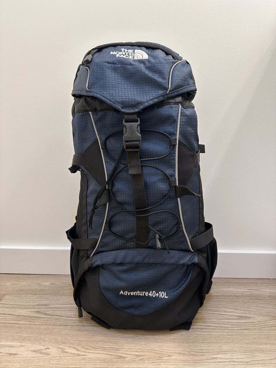 The North Face comfy Adventure Hiking Backpack 