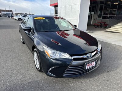 2016 TOYOTA CAMRY LE