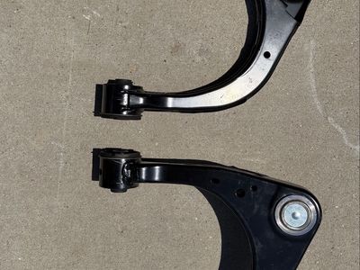 Toyota Tundra 3rd Gen OEM upper control arms
